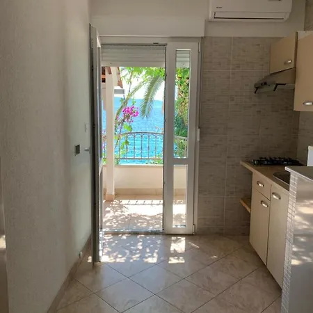 Seaside Studio 2 Podgora (Split-Dalmatia)