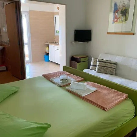 Seaside Studio 2 Podgora (Split-Dalmatia)